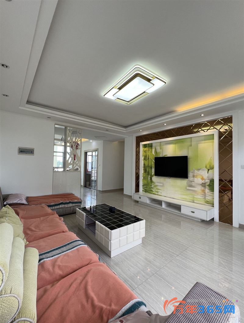 新龙花苑房子出啊